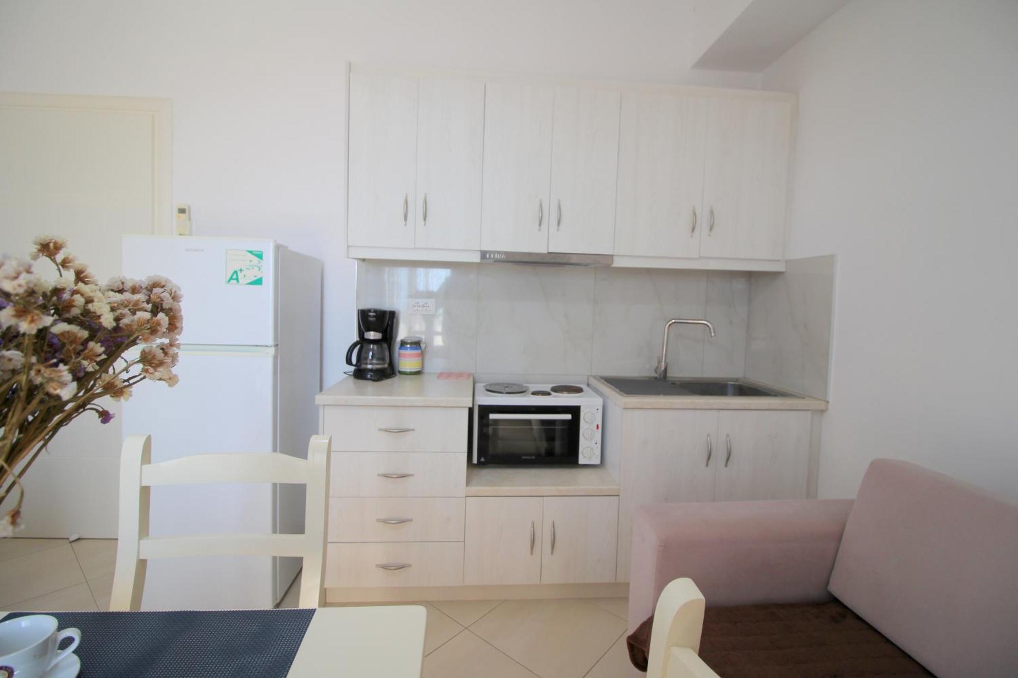 Garden Eva Apartment Sarande