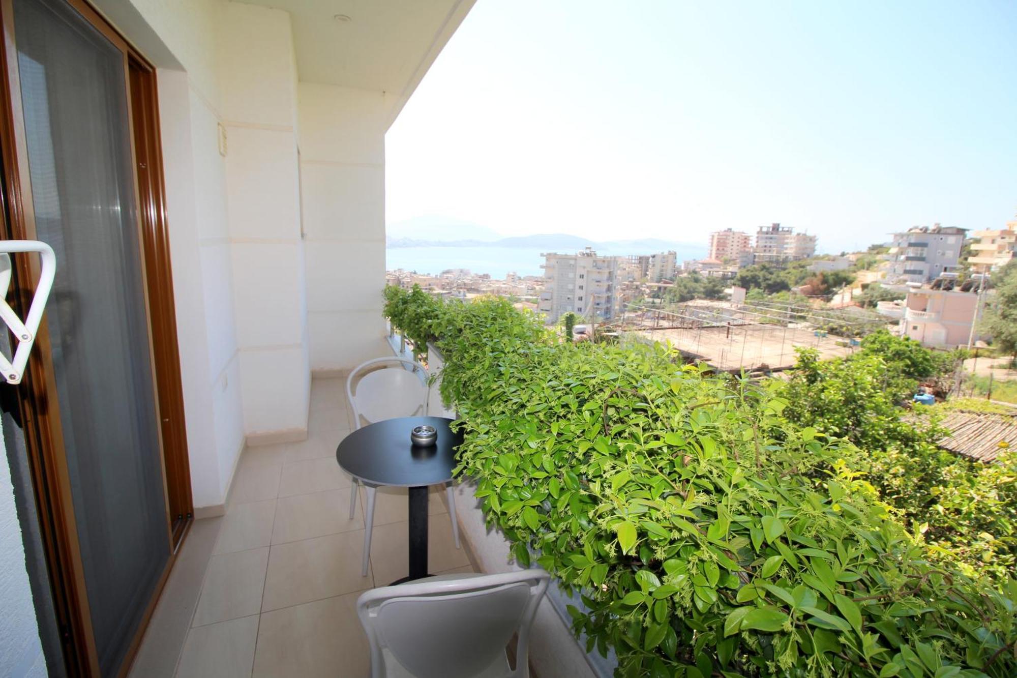 Garden Eva Apartment
